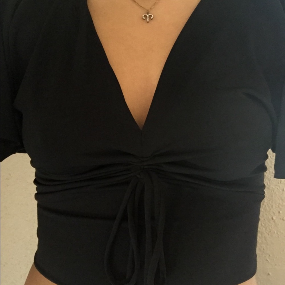 Black crop top